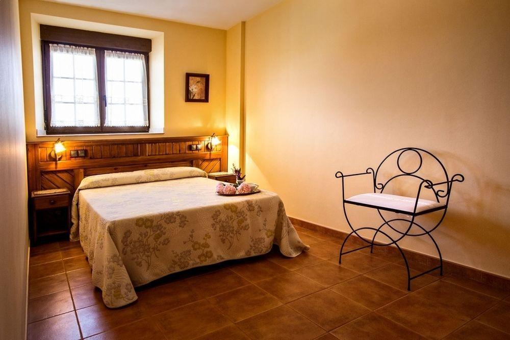 Apartamentos Toraya Hoz de Anero Eksteriør bilde